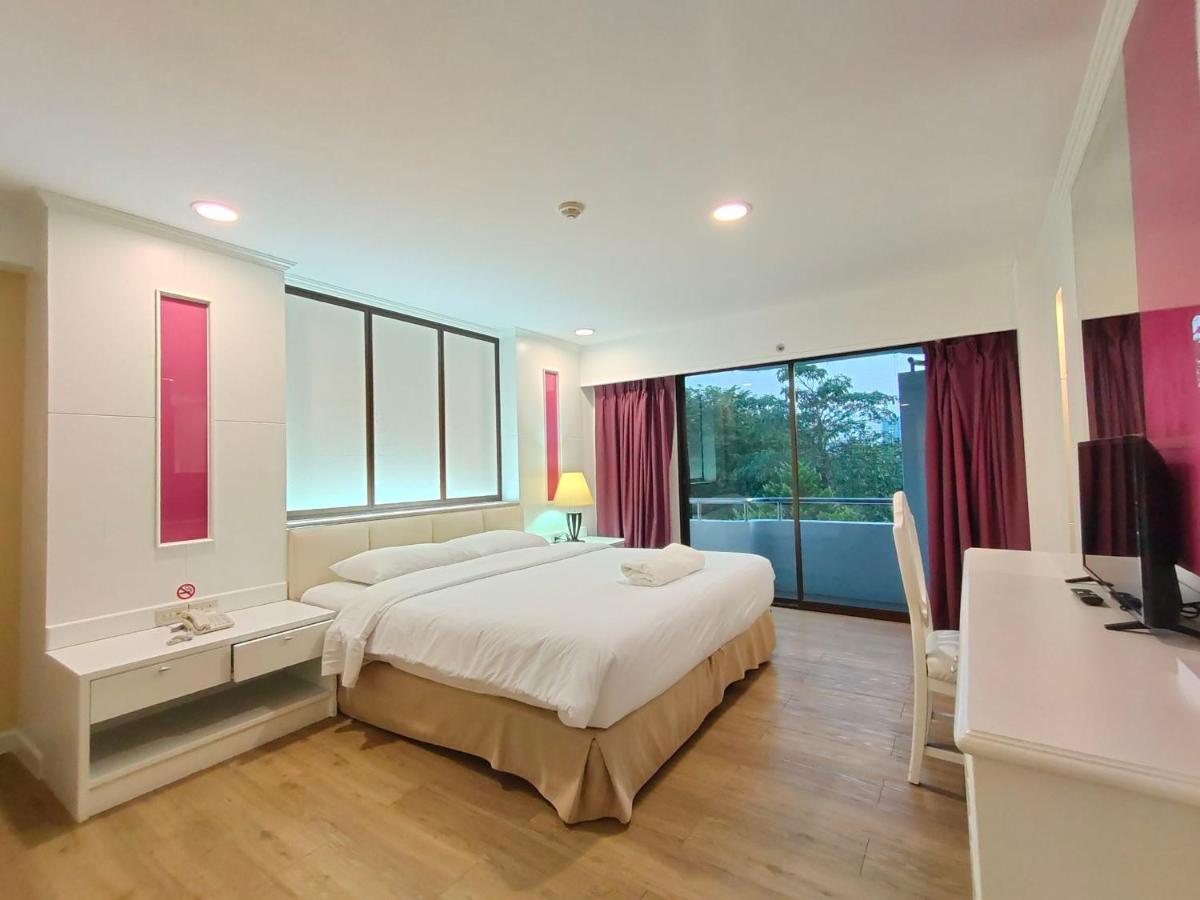 Ebina House - Sha Extra Plus Бангкок Экстерьер фото